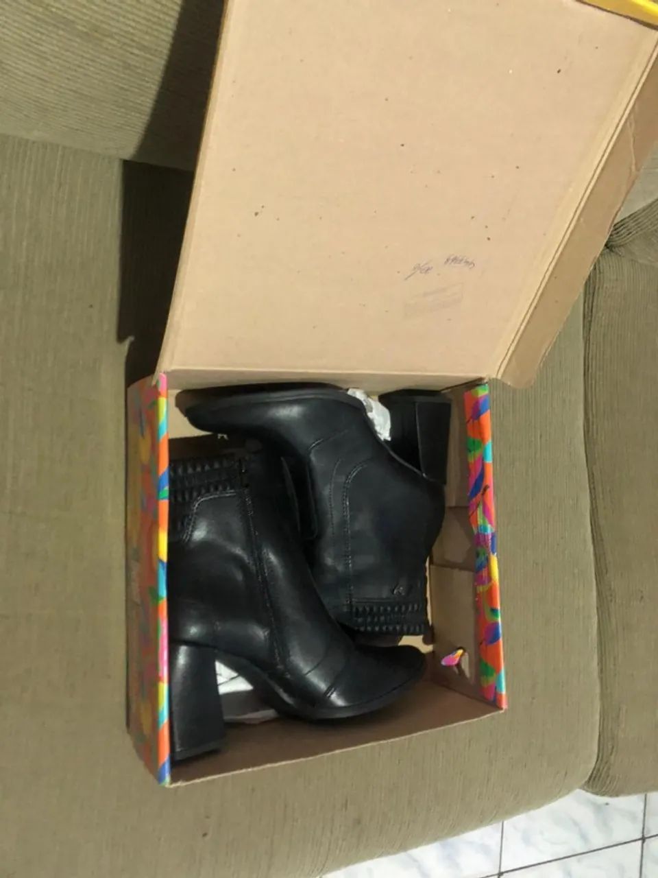 Bota em couro - Foto 3