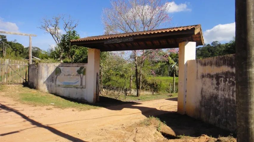https://imoveisgirassol.com.br/produto/chacara-sem-benfeitorias-campo-limpo-paulista-sp-co