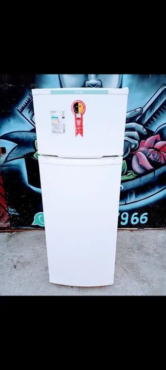 Vendo geladeira Consul duplex funcionando perfeitamente 