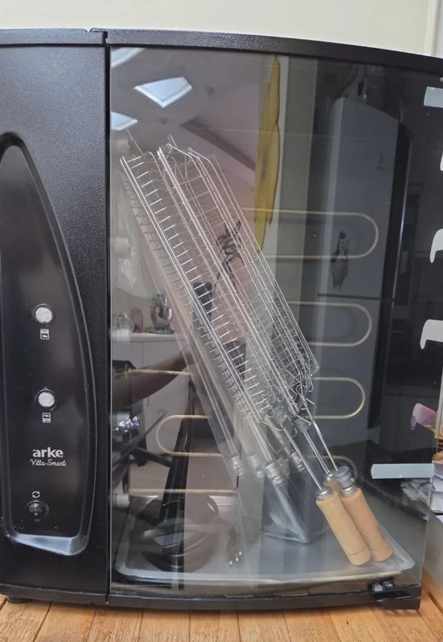 Churrasqueira Elétrica Arke Vitta Smart 5 110V rotativo com 5 espetos + 3  grelhas  - Foto 3