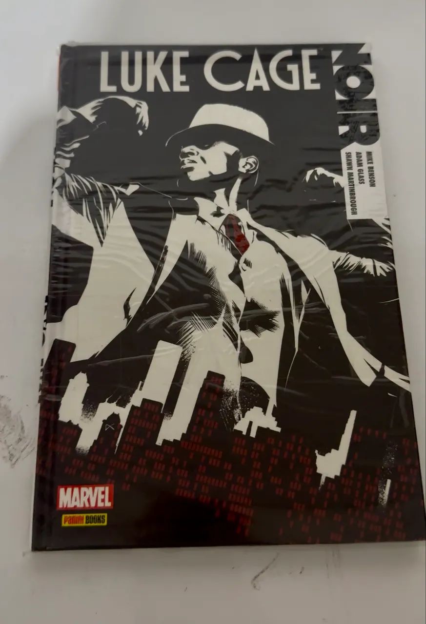 LUKE CAGE NOIR 2012 