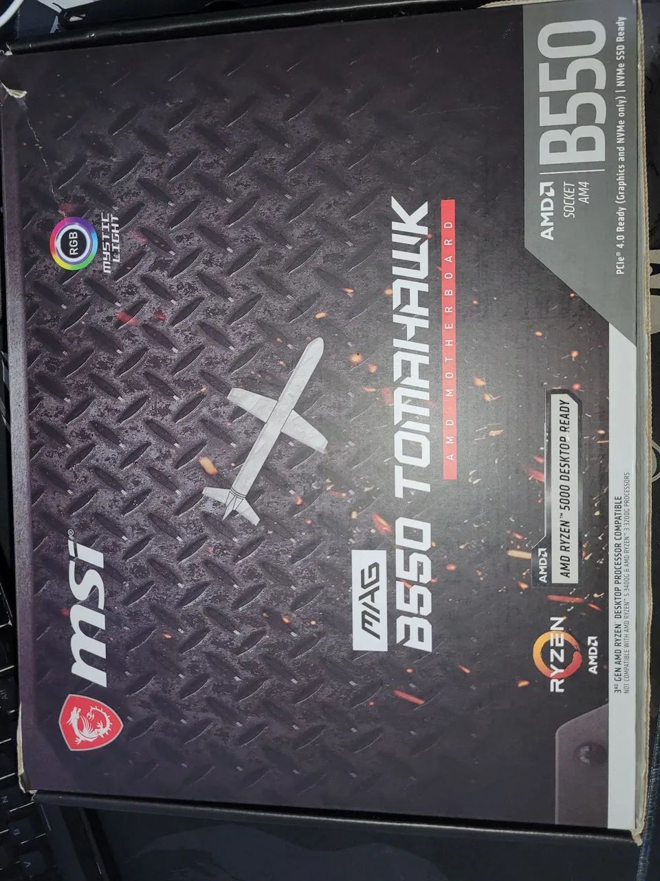 Placa-Mãe MSI MAG B550 Tomahawk