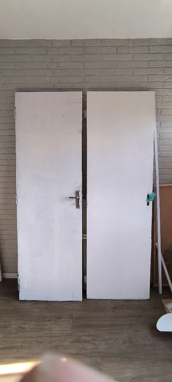 Doação Portas de Madeira Usadas
