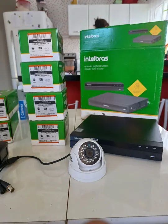 Kit de Segurança Intelbras com 4 Câmeras