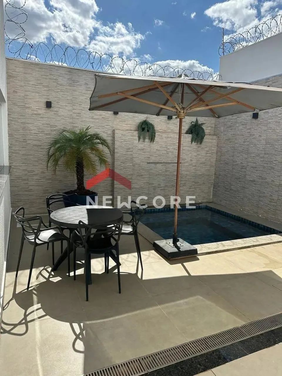 Casa em Rua Cascia - Jardim Europa - Uberlândia/MG - Foto 2