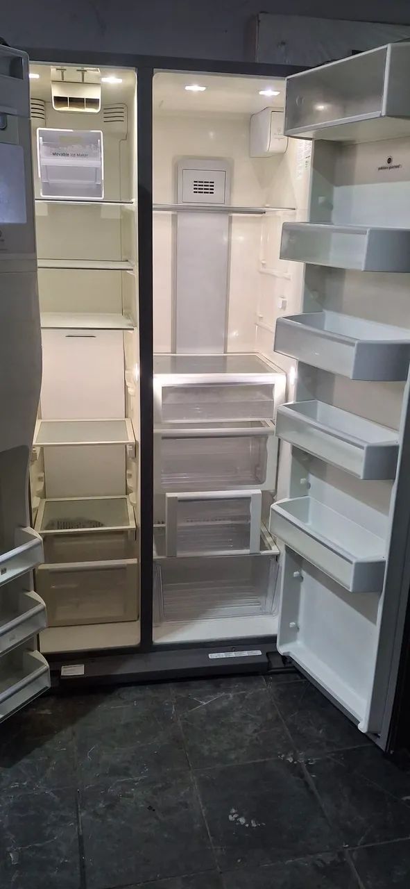 Geladeira side by side 