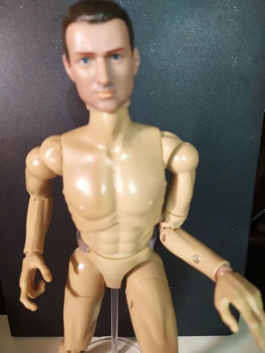 Boneco de ação masculino articulado - Foto 3