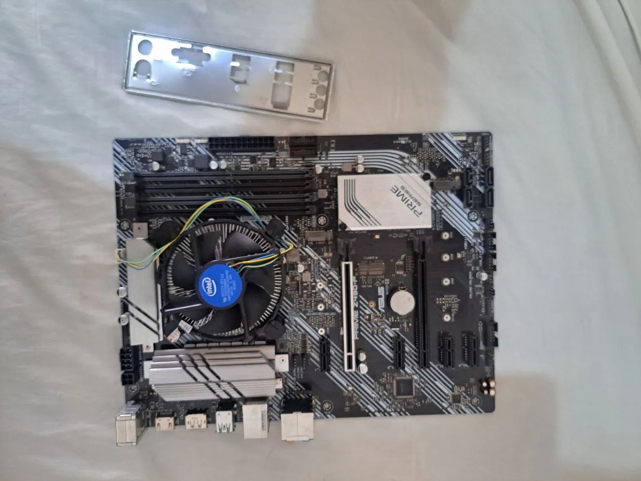 Kit placa mãe z490 e processador ENVIO OLX