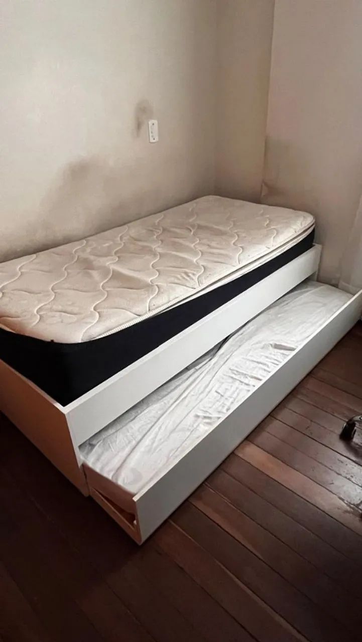 Cama de Solteiro com Cama Auxiliar - Excelente Estado! - Foto 2