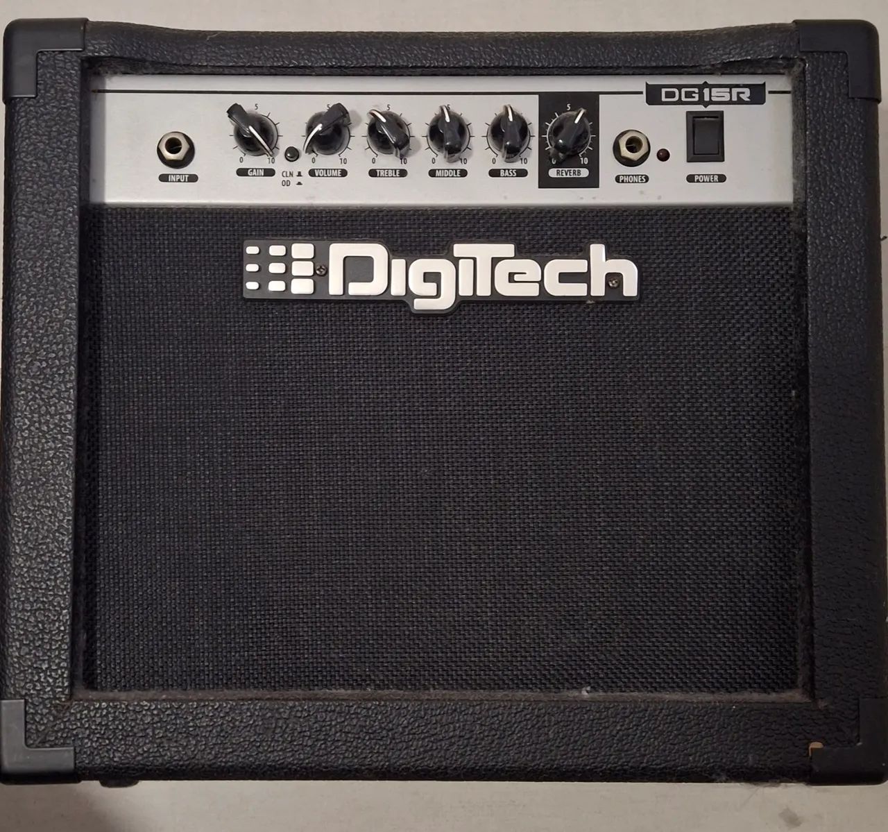 Amplificador de Guitarra Digitech DG15R