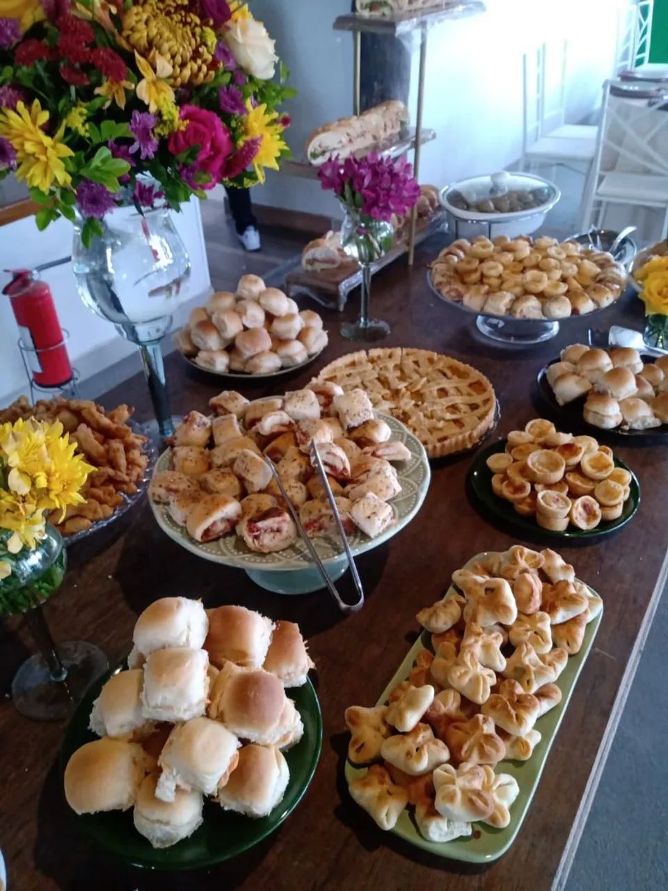 Café colonial ou coffee-break para festas e eventos