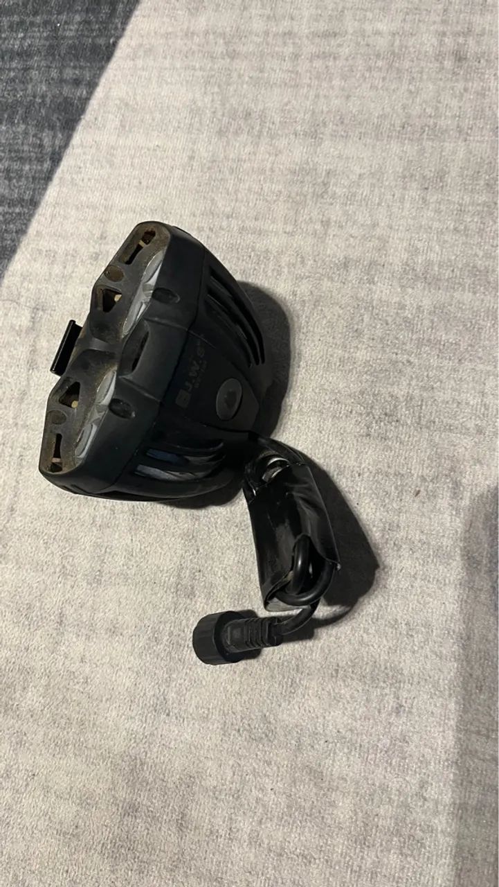 Lanterna e Carregador para luz de bike - Foto 4