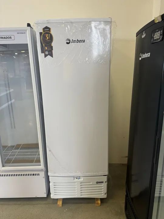 Freezer vertical 560L porta sólida branco novo 