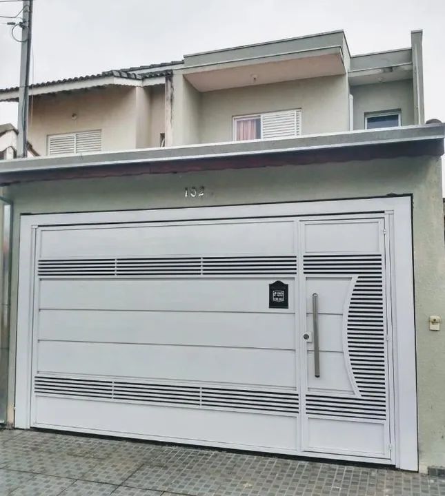 Sobrado com 3 dormitórios à venda, 175 m² por R$ 680.000,00 - Cidade Cruzeiro do Sul - Suz