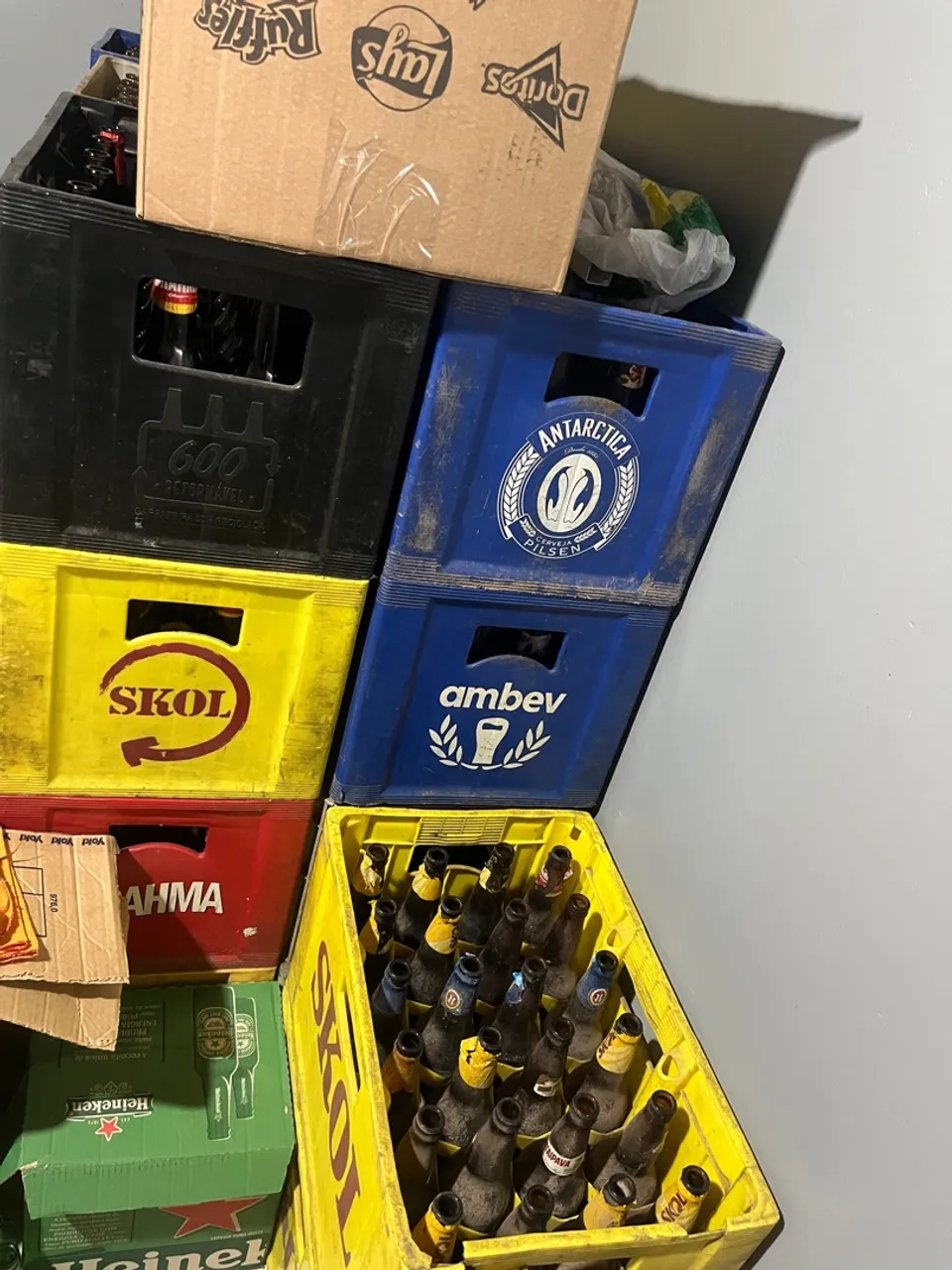 Engradado de cerveja 600ml por R$35. Aproveite!