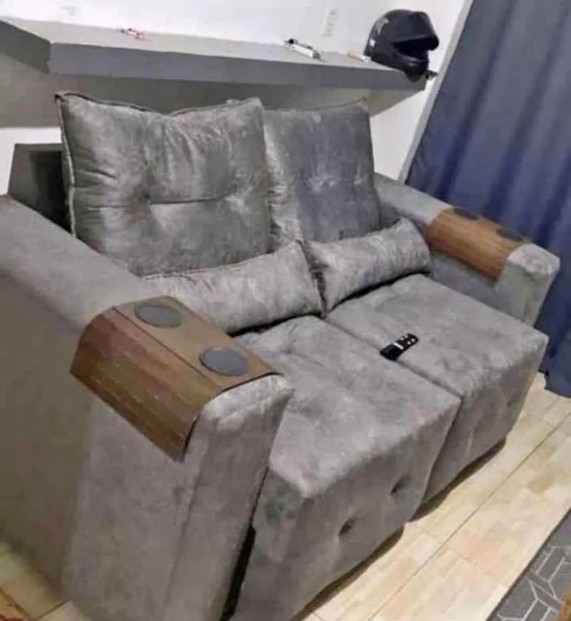 2-SEATER RECLINING SOFA – LAST UNITS!!!64739715818371121