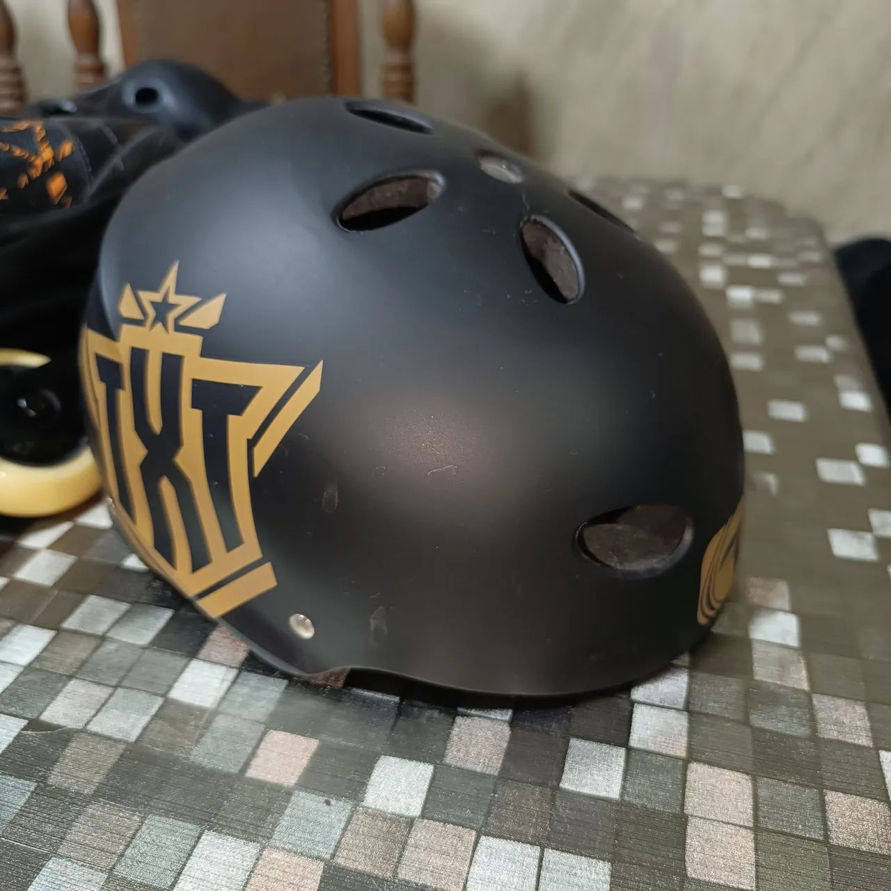 Patins Inline Oxer - Tamanho 42 + protecao individual + capacete Traxart + mochila - Foto 5