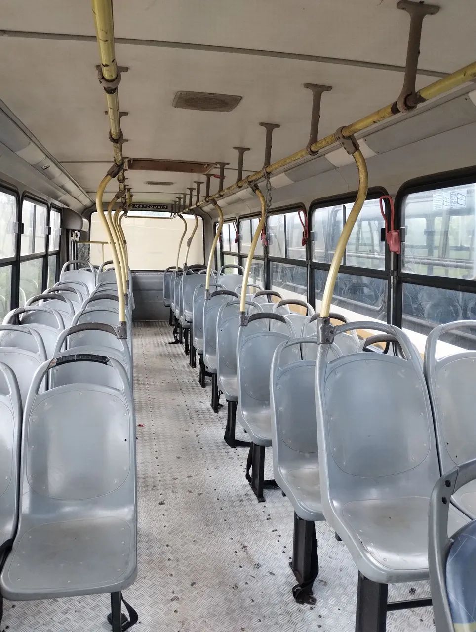 Vendo Mercedes Torino 2006 1418 - Foto 2