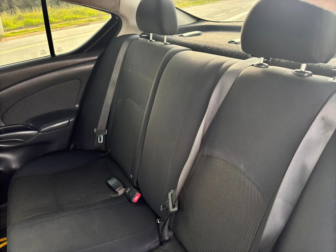 Nissan Versa 1.6 16V SL (Flex) - Foto 5