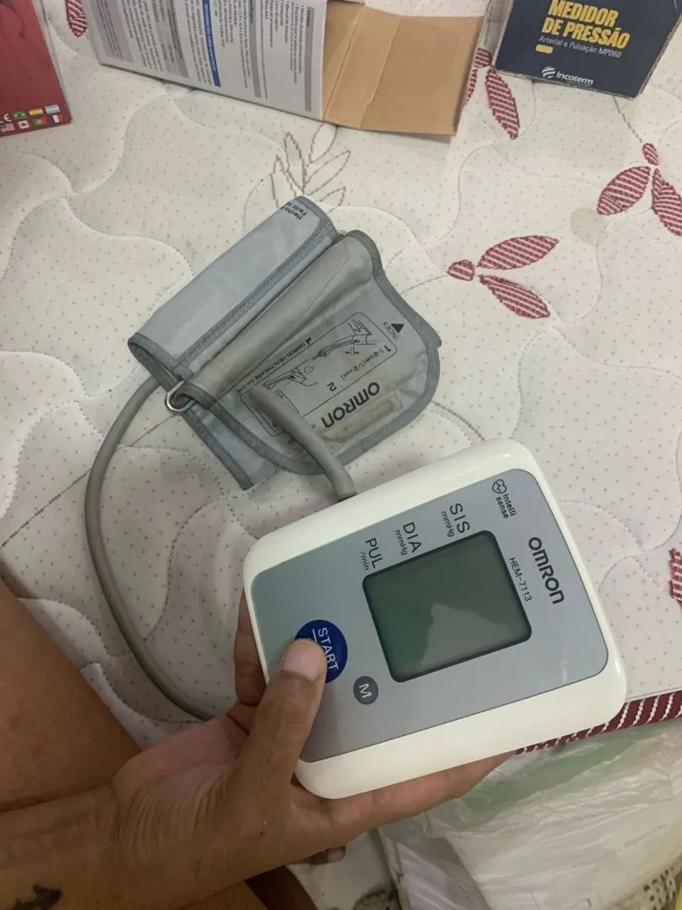 Aparelho de pressão Omron HEM-7113 - Foto 4