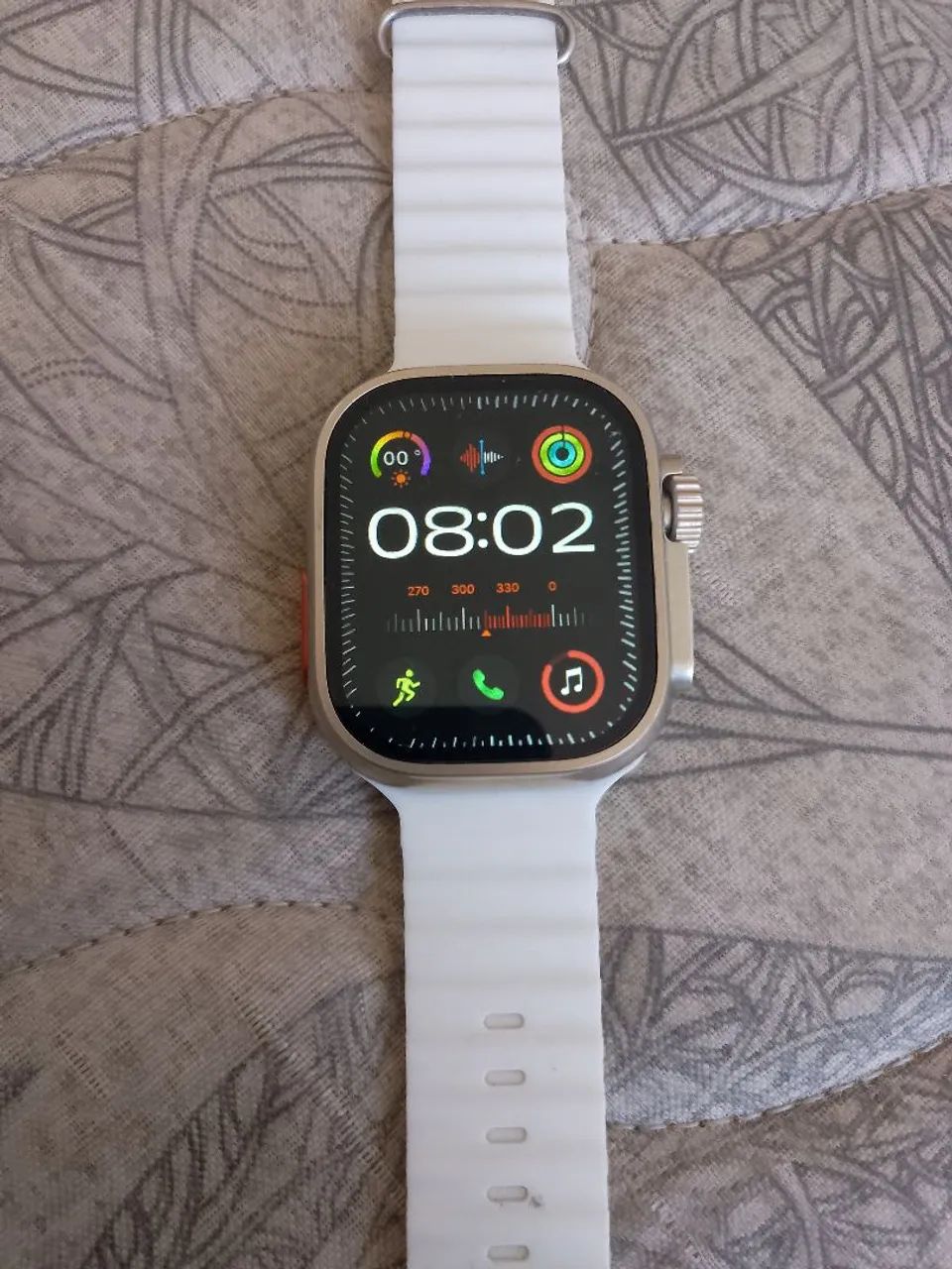Smartwatch ultra 49mm titanium ceramic case.