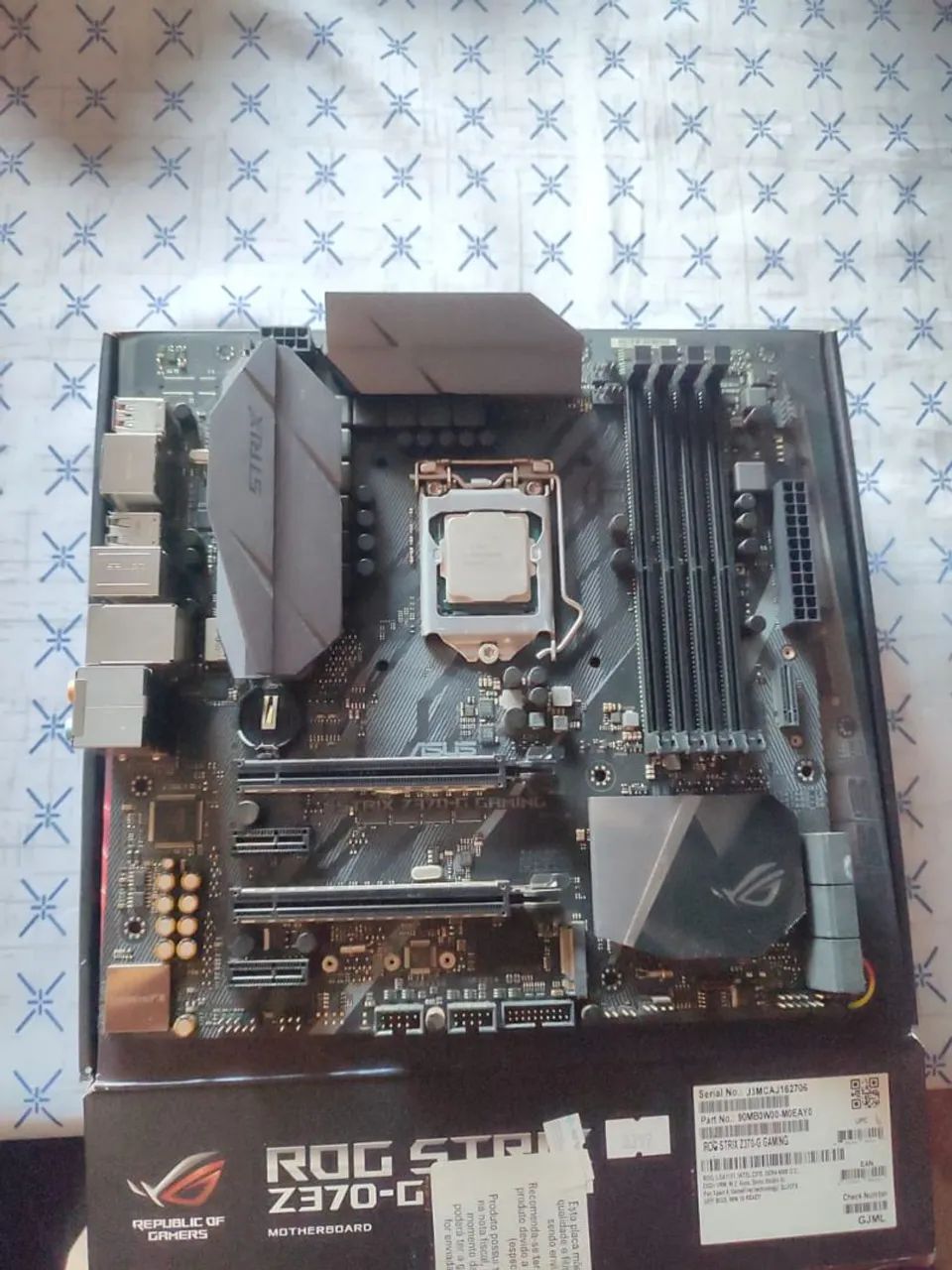 Kit placa mãe asus strix z370 +i7 8700k + 32gb de ram DDR4