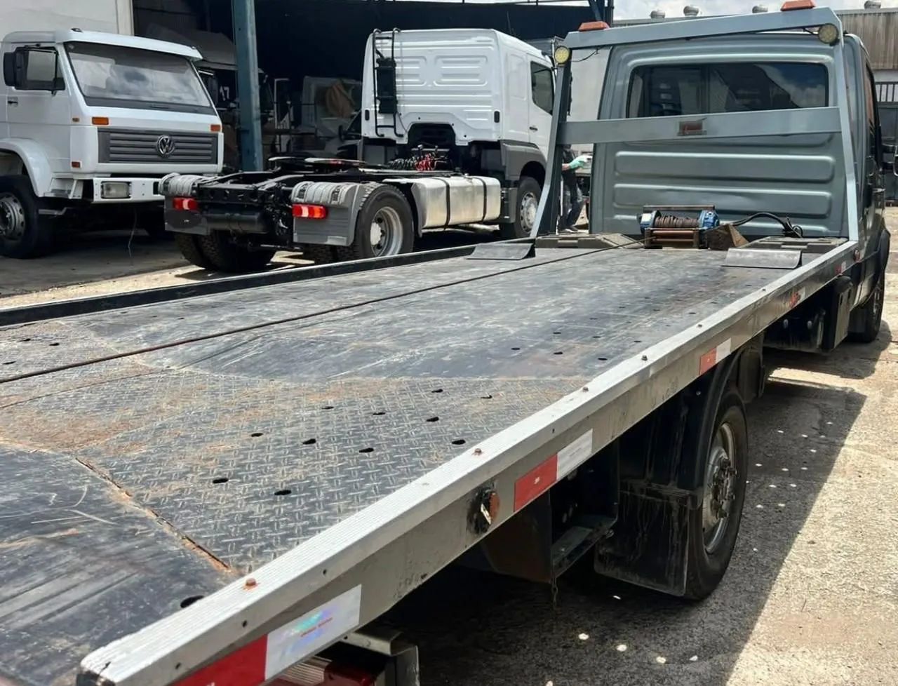 Iveco 35s14 guincho plataforma ano 2018 - Foto 4