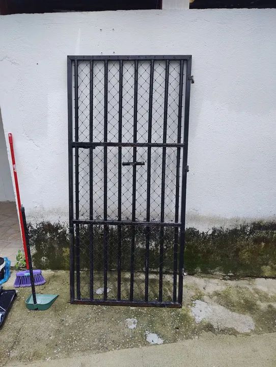 Portão/Grade de ferro 