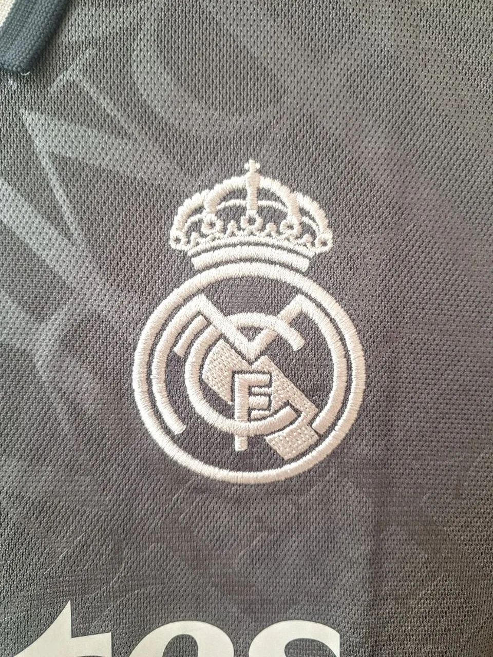 Camisa original Real Madrid 2024/2025 - Foto 2