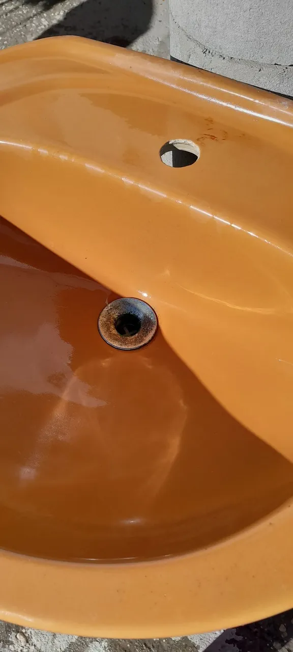 Cuba laranja para banheiro
