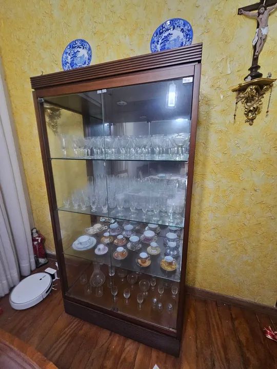 Cristaleira 4 estantes 