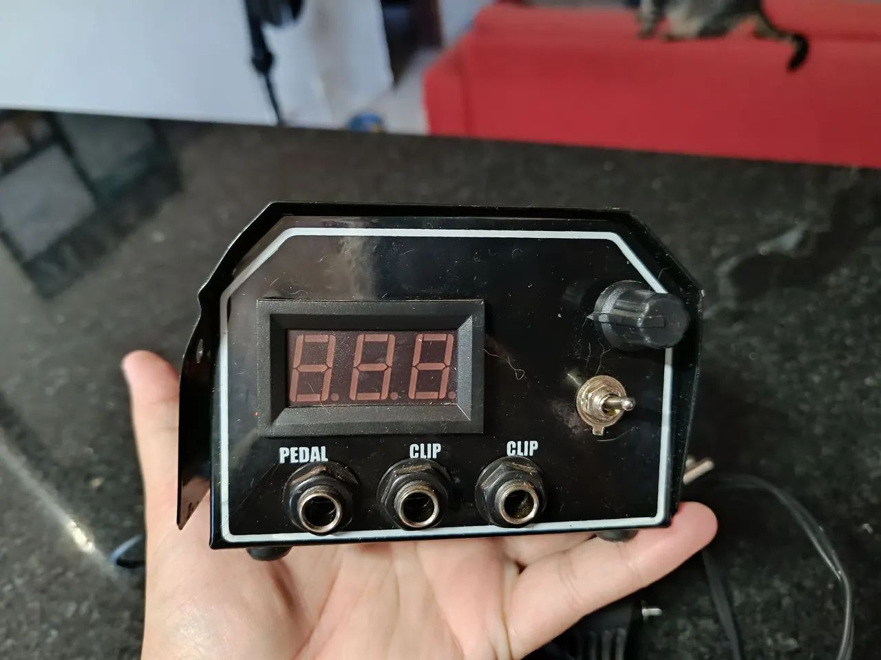 Máquina de Tatuagem Rotativa Electra + fonte dupla + pedal - Foto 2