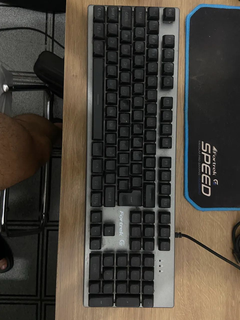 Kit Mouse + Teclado + Mousepad Fortrek - Foto 3