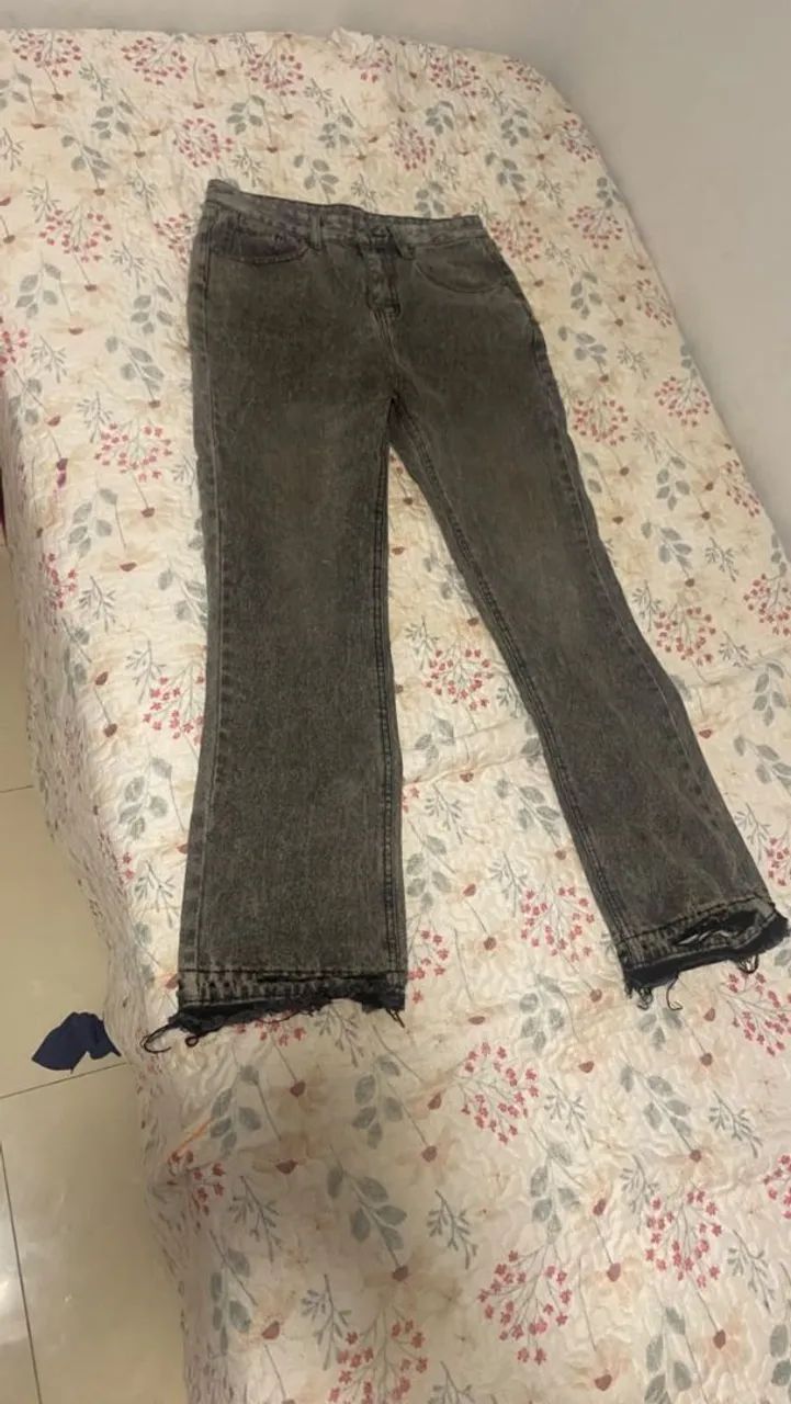 Calça flare tamanho M 