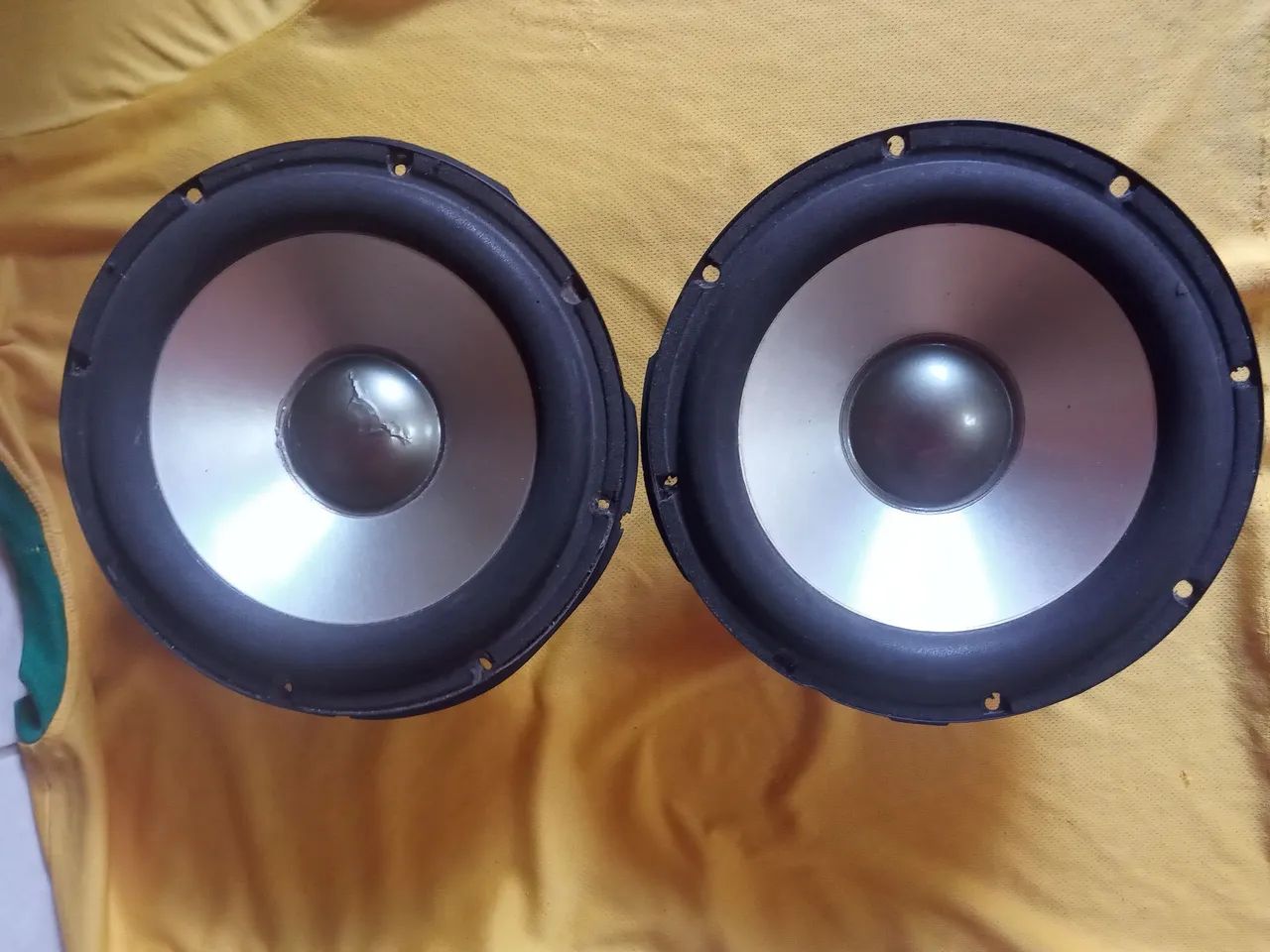  2  Alto-falante de 8 polegadas 150 w Omega usado bom  - Foto 2