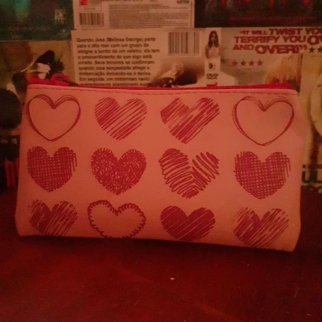  Necessarie mini rosa estampa corações