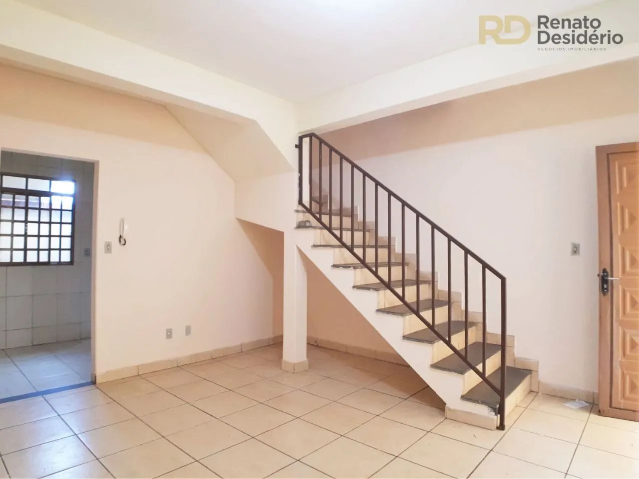 CASA GEMINADA 2 QUARTOS COM 75m² PARA ALUGAR NO ESPLANADA! - Foto 2