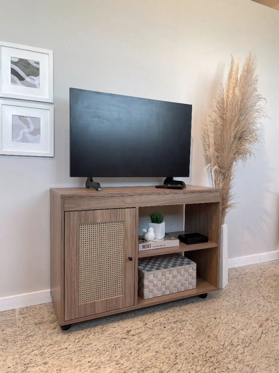 Rack para TV 42 Polegadas | Tela Palha 3D | Rodízios | Pronta Entrega - Foto 2