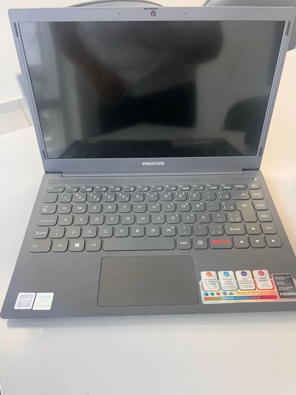 Notebook semi novo 