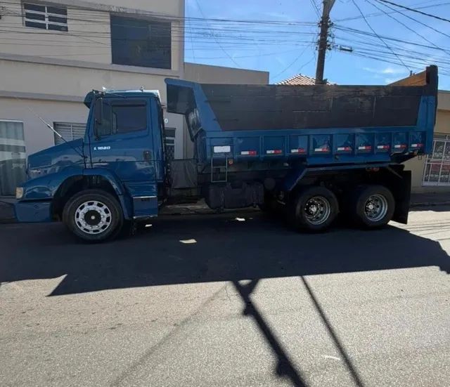 Mercedes Benz 3 eixos 2p - 2009 - Foto 5