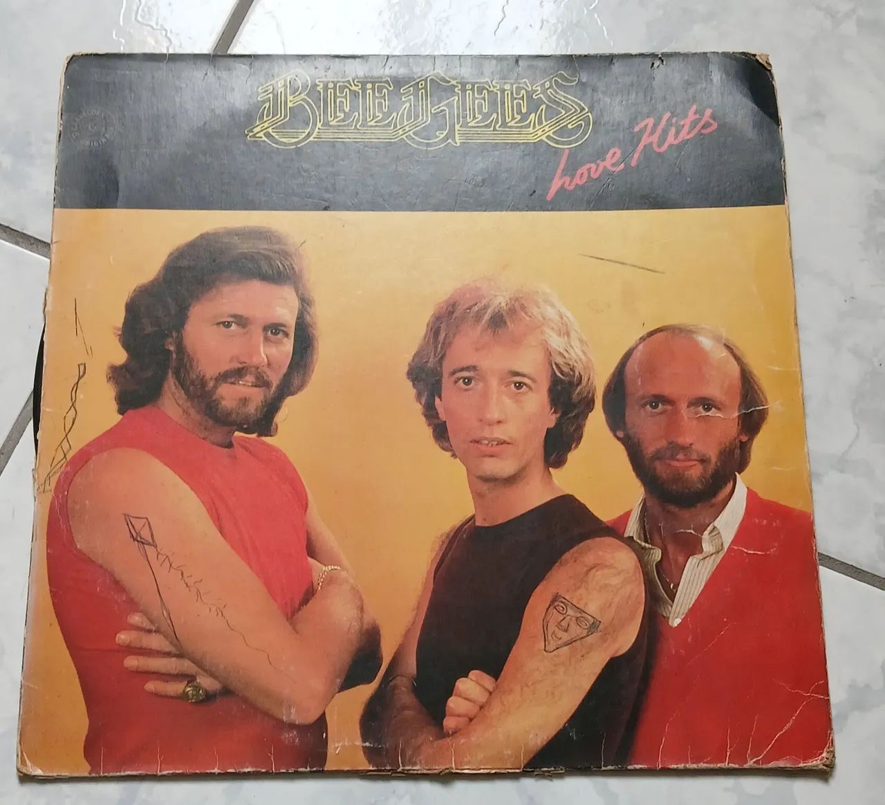 LP Bee Gees Love Hits disco de vinil