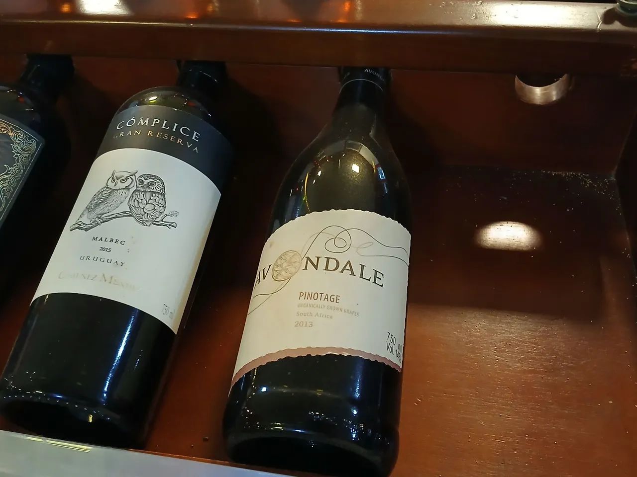 Adega Colmeia para vinhos  - Foto 3