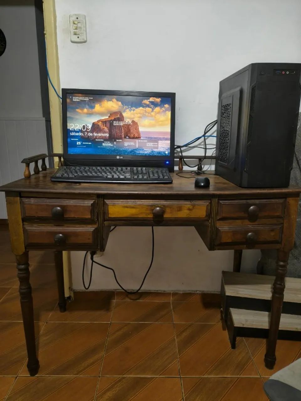 Escravaninha + Cadeira (Retro) - Foto 3