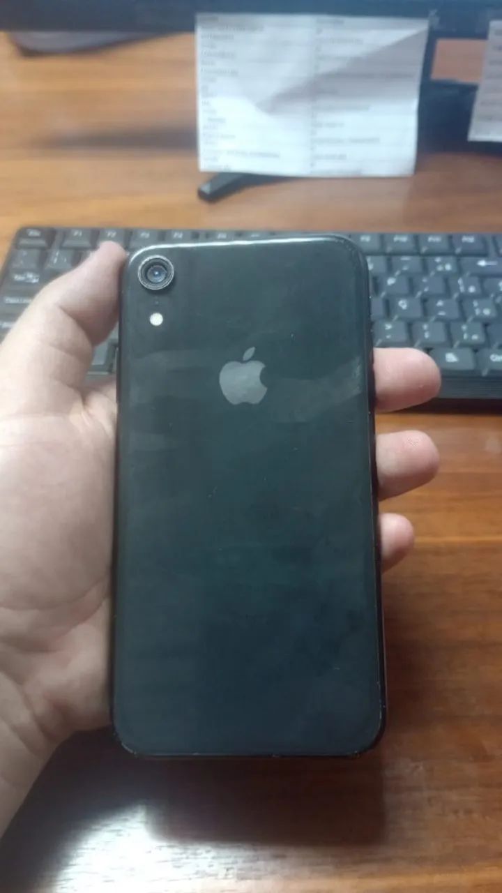 IPHONE XR  - Foto 2
