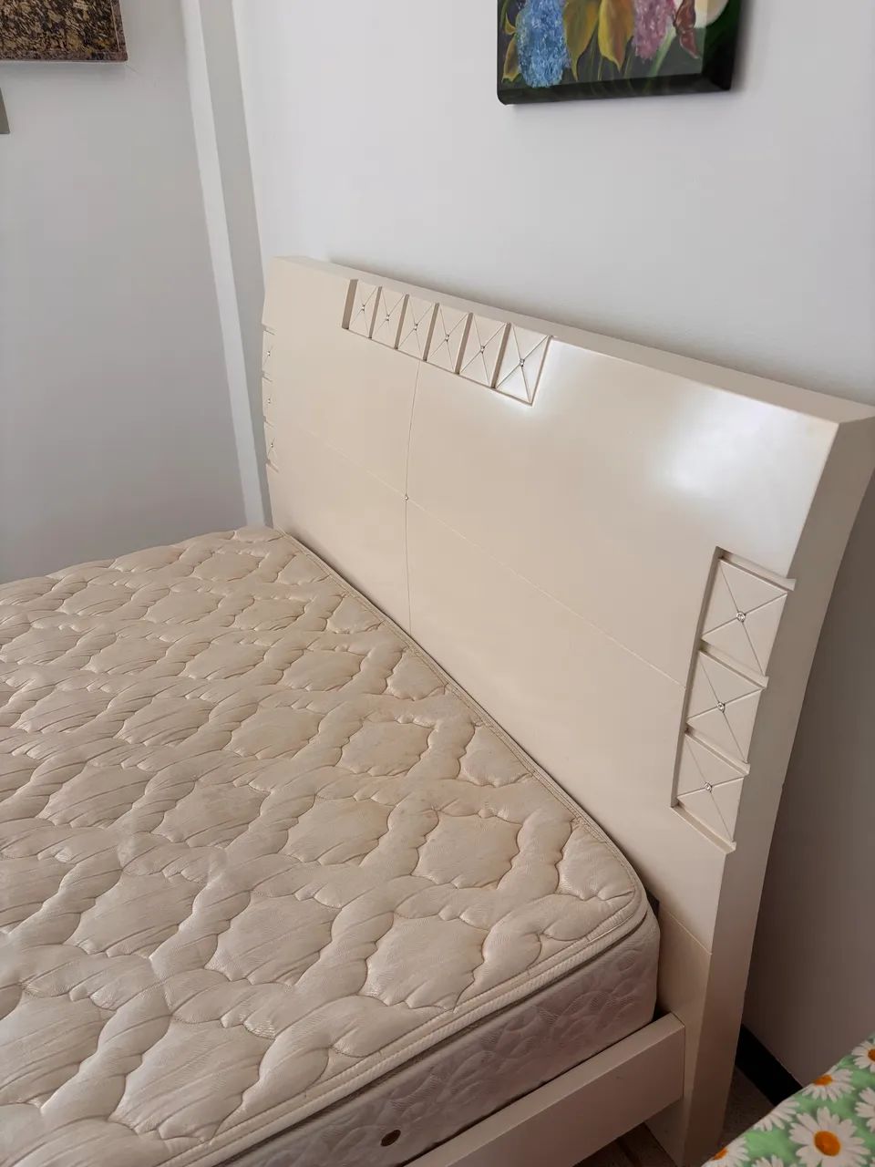 Cama Queen  madeira com colchão Castor - Foto 3