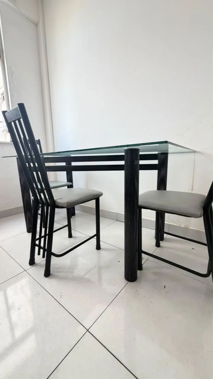 Só hoje 6cadeiras + mesa 150 - Foto 2