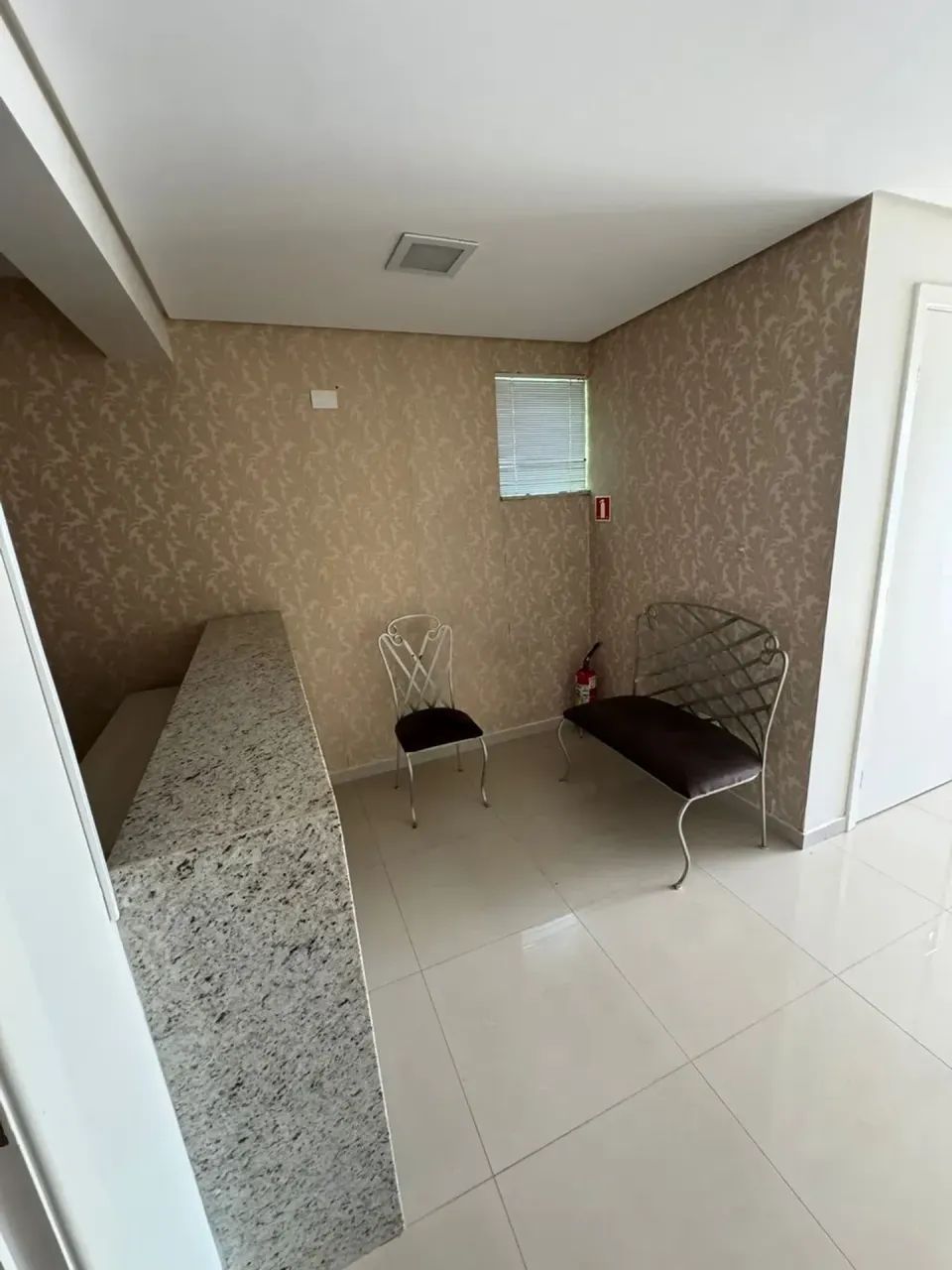 Sala/Conjunto para aluguel com 13 metros quadrados em Zona 04 - Maringá - Paraná - Foto 5
