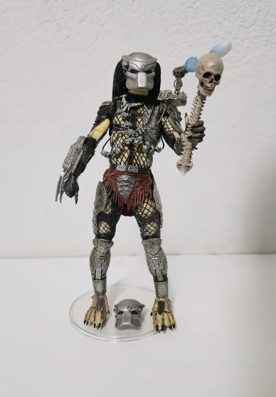 Action Figure Predator Wolf Alien vs Predator Requiem Neca
