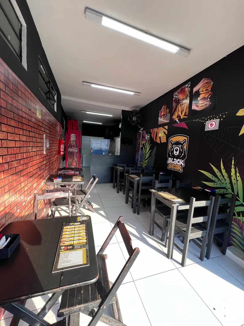 Vendo hamburgueria completa em funcionamento 