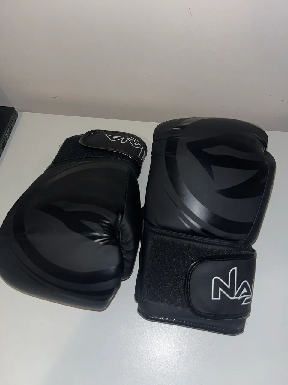 LUVA DE BOXE - NAJA PRETA